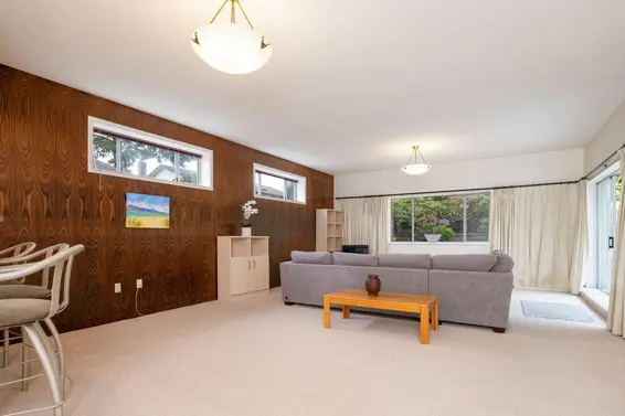375 Fairway Drive, North Vancouver For Sale - image 13