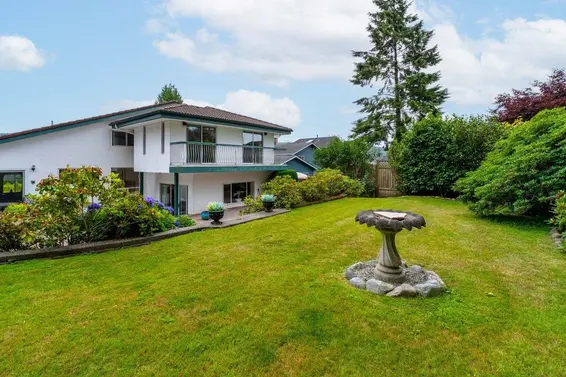 375 Fairway Drive, North Vancouver For Sale - image 31