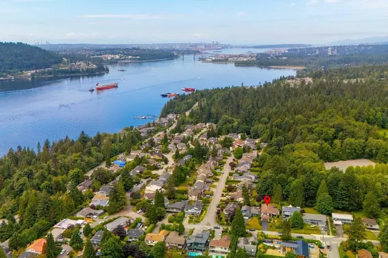 375 Fairway Drive, North Vancouver For Sale - image 39