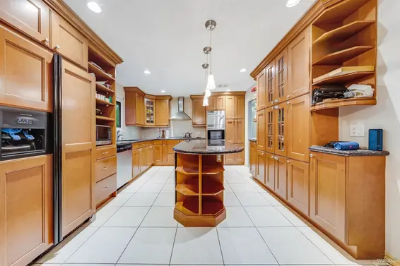 465 Felton Road, North Vancouver For Sale - image 10