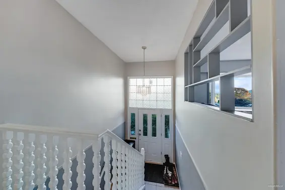 465 Felton Road, North Vancouver For Sale - image 30