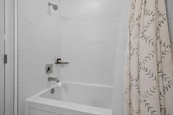 402 733 West 3rd Street, North Vancouver For Sale - image 23
