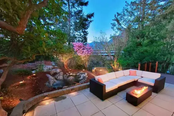 6890 Hycroft Road, West Vancouver