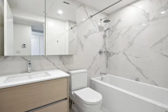 1802 200 Klahanie Court, West Vancouver For Sale - image 17