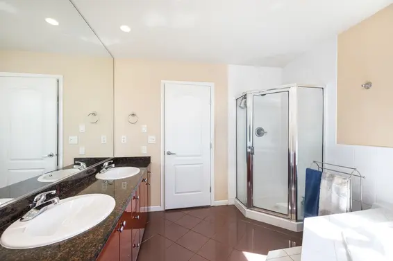 790 East Keith Road, North Vancouver For Sale - image 21