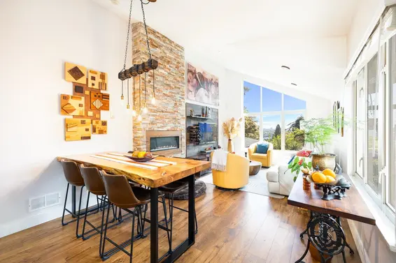 790 East Keith Road, North Vancouver For Sale - image 30
