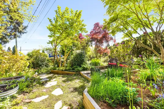 790 East Keith Road, North Vancouver For Sale - image 38