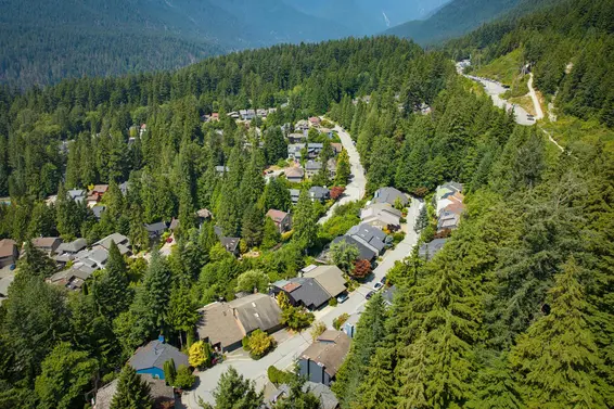 5623 Eagle Court, North Vancouver