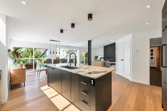 5623 Eagle Court, North Vancouver For Sale - image 14