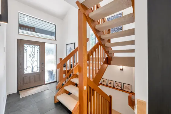 5623 Eagle Court, North Vancouver For Sale - image 18