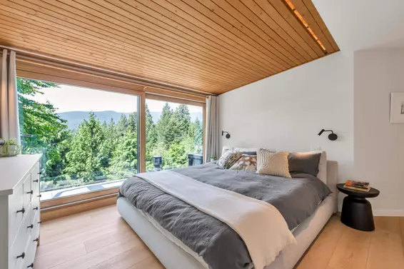 5623 Eagle Court, North Vancouver For Sale - image 19