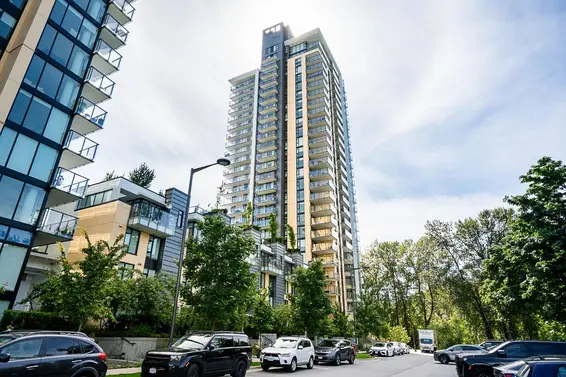102 1401 Hunter Street, North Vancouver