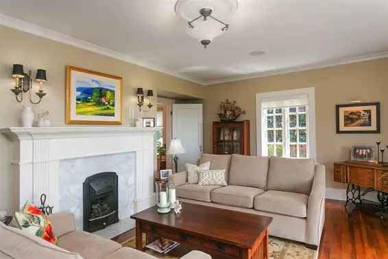 350 Tempe Crescent, North Vancouver For Sale - image 5