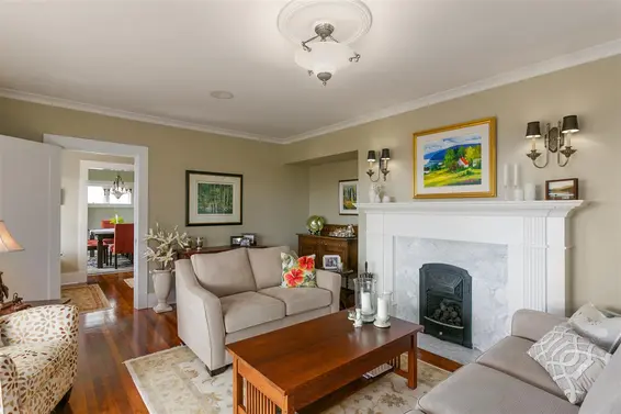 350 Tempe Crescent, North Vancouver For Sale - image 7