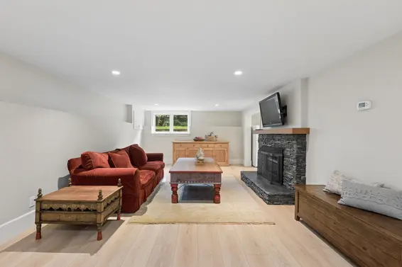 3815 Sunnycrest Drive, North Vancouver For Sale - image 31