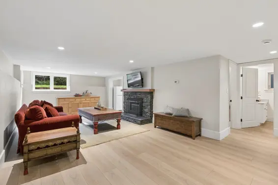 3815 Sunnycrest Drive, North Vancouver For Sale - image 32