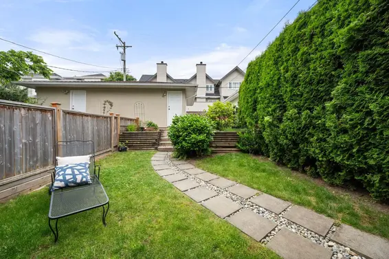 262 East 10 Street, North Vancouver For Sale - image 28