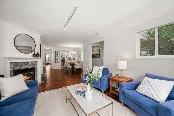 262 East 10 Street, North Vancouver For Sale - image 6