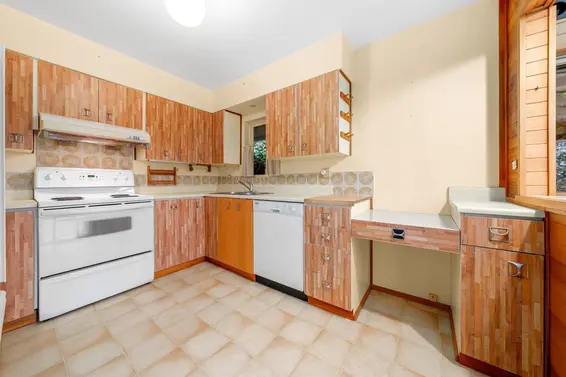 234 Rondoval Crescent, North Vancouver For Sale - image 15