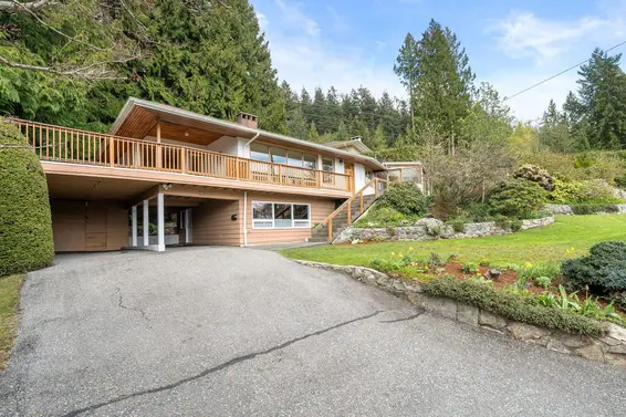 234 Rondoval Crescent, North Vancouver For Sale - image 2