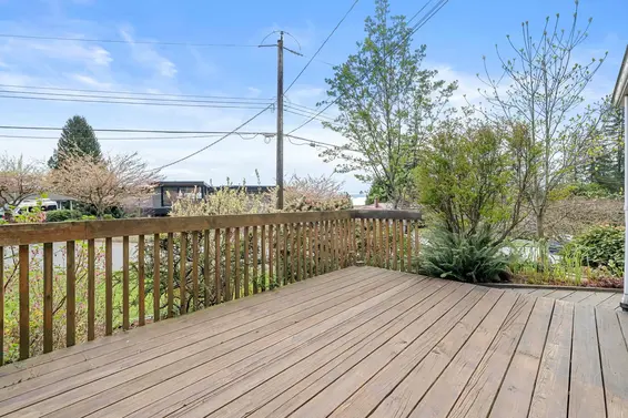 234 Rondoval Crescent, North Vancouver For Sale - image 23