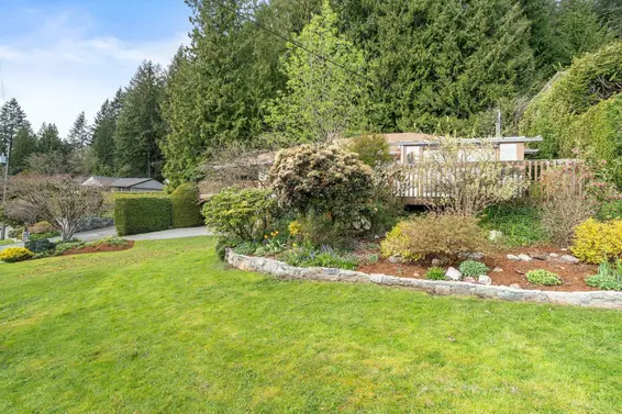 234 Rondoval Crescent, North Vancouver For Sale - image 36