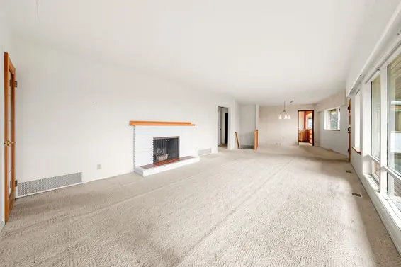 234 Rondoval Crescent, North Vancouver For Sale - image 5