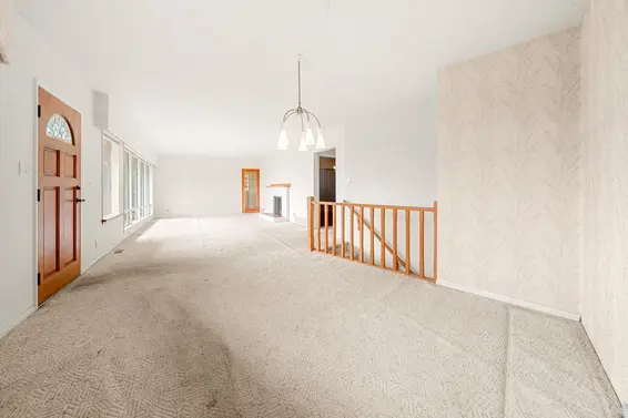 234 Rondoval Crescent, North Vancouver For Sale - image 8