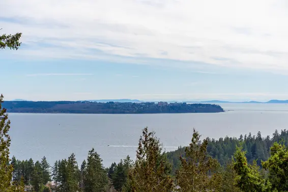 9 5110 Alderfeild Place, West Vancouver For Sale - image 3