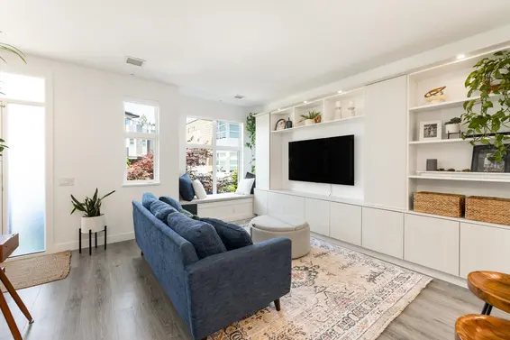 215 2060 Curling Road, North Vancouver For Sale - image 7
