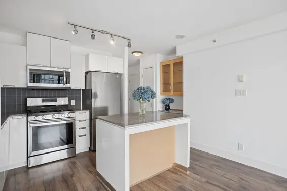 903 151 West 2nd Street, North Vancouver For Sale - image 12