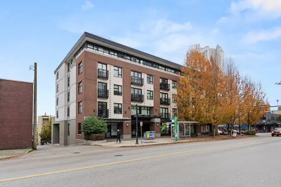207 111 East 3rd Street, North Vancouver