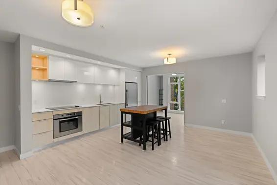 207 111 East 3rd Street, North Vancouver For Sale - image 6