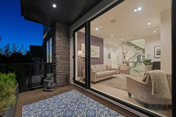 336 East Keith Road, North Vancouver For Sale - image 14