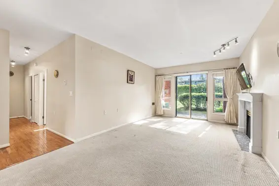 101 843 22nd Street, West Vancouver For Sale - image 7
