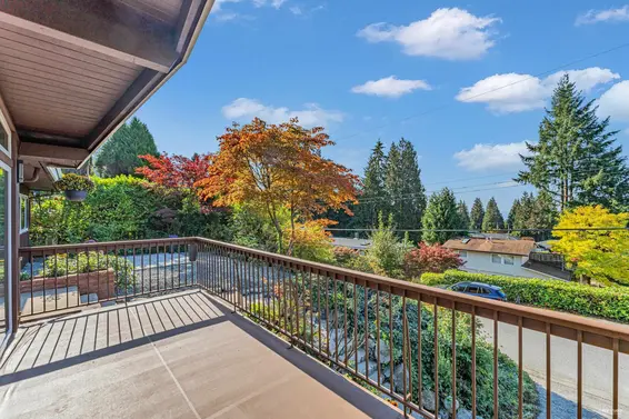 734 Crystal Court, North Vancouver For Sale - image 32
