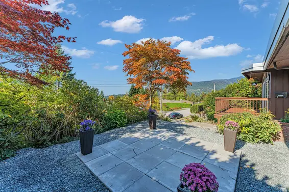 734 Crystal Court, North Vancouver For Sale - image 34