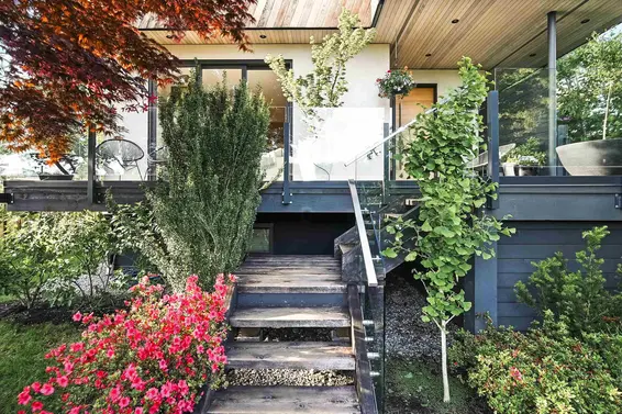 452 East 4th Street, North Vancouver For Sale - image 3