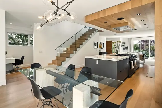 452 East 4th Street, North Vancouver For Sale - image 9