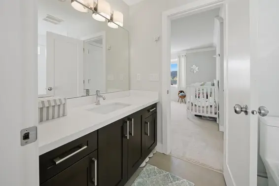 355 East 15th Street, North Vancouver For Sale - image 27