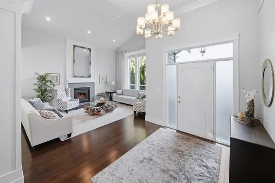 355 East 15th Street, North Vancouver For Sale - image 5