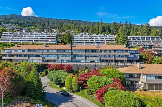 73 2212 Folkestone Way, West Vancouver For Sale - image 34