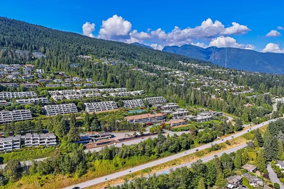 73 2212 Folkestone Way, West Vancouver For Sale - image 36