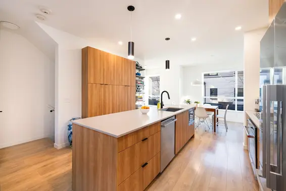 13 533 East 3rd Street, North Vancouver For Sale - image 11