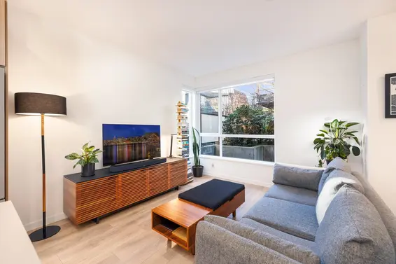 13 533 East 3rd Street, North Vancouver For Sale - image 7