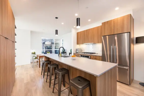 13 533 East 3rd Street, North Vancouver For Sale - image 9