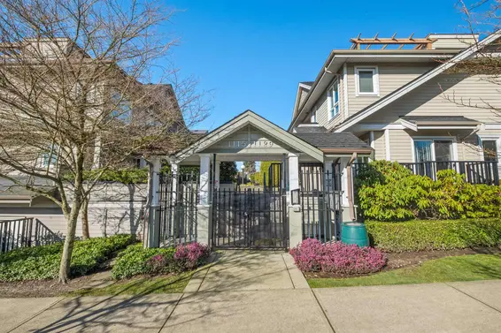 1127 St. Andrews Avenue, North Vancouver