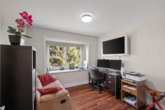 1127 St. Andrews Avenue, North Vancouver For Sale - image 32