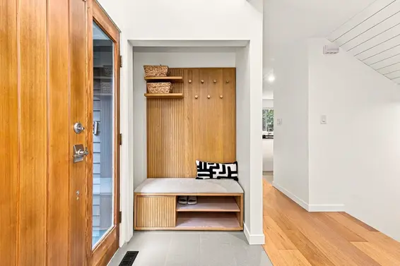 6424 Bruce Street, West Vancouver For Sale - image 18