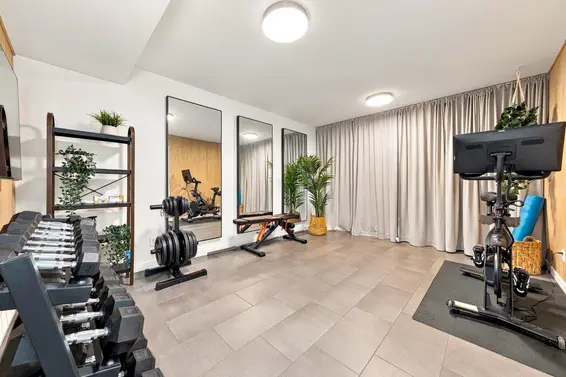 6424 Bruce Street, West Vancouver For Sale - image 31